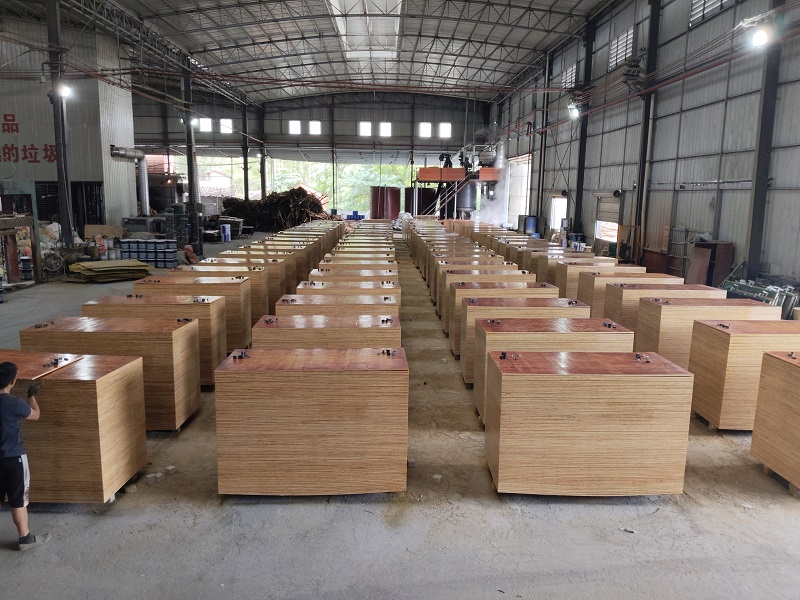 廣西建筑模板產(chǎn)業(yè)鏈整合策略插圖 廣西建筑模板產(chǎn)業(yè)鏈整合策略插圖